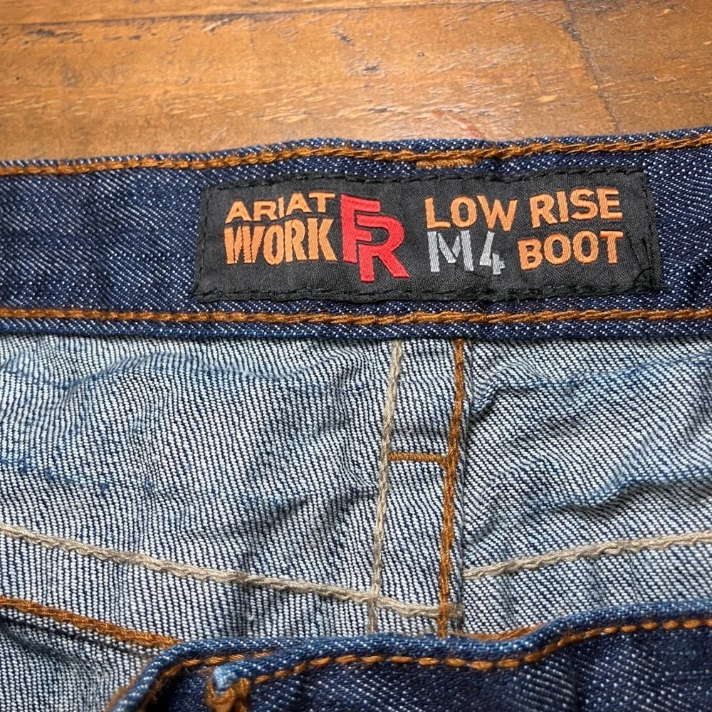 Ariat Mens Size 44x32 Work Boot Low Rise Dark Wash Denim Jeans Size 44x32